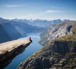 Découvrez 9 conseils avant de partir en voyage en Norvège.